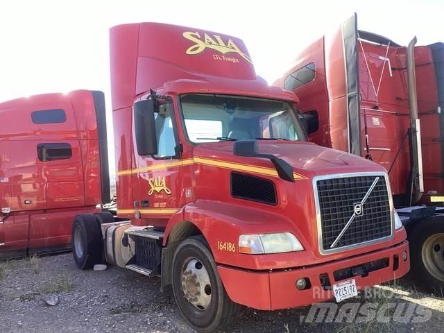 Volvo VNM Tractores (camiões)