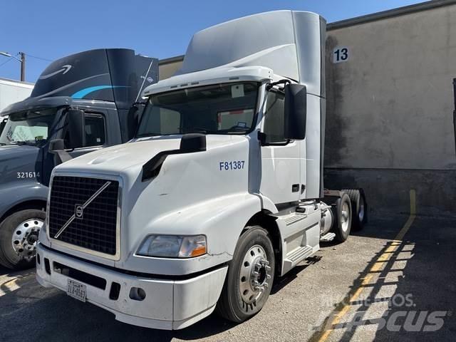 Volvo VNM Tractores (camiões)