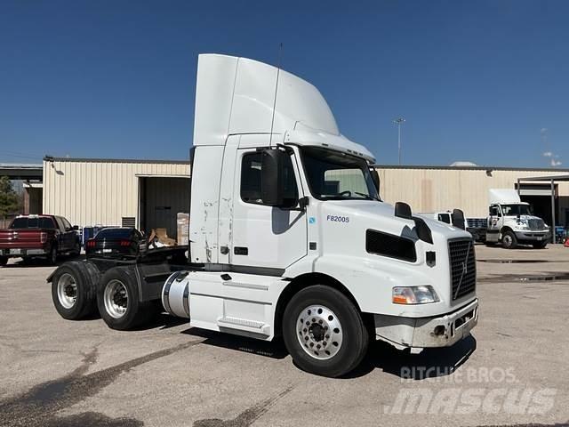 Volvo VNM Tractores (camiões)
