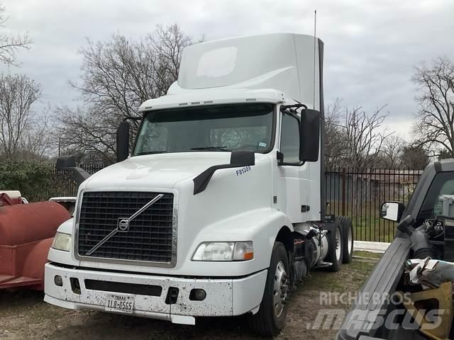 Volvo VNM Tractores (camiões)
