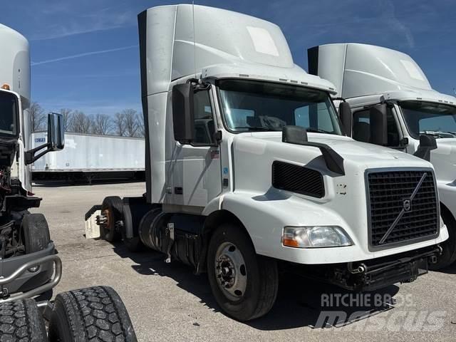 Volvo VNM Tractores (camiões)