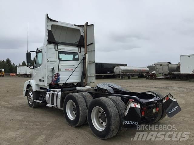 Volvo VNM Tractores (camiões)