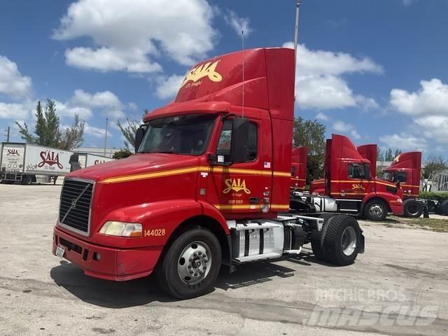 Volvo VNM Tractores (camiões)