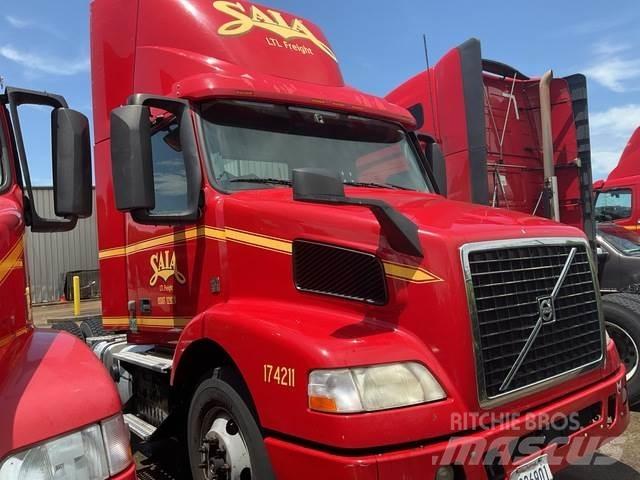 Volvo VNM Tractores (camiões)