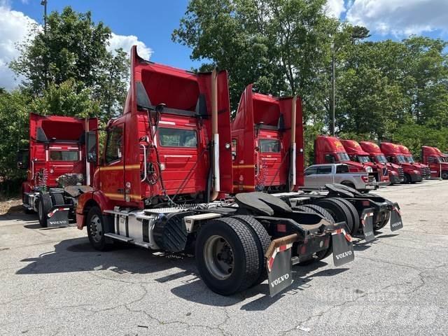 Volvo VNM Tractores (camiões)