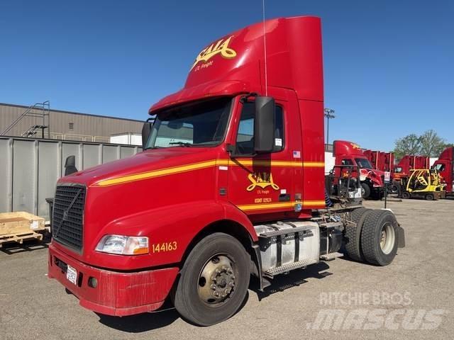 Volvo VNM Tractores (camiões)
