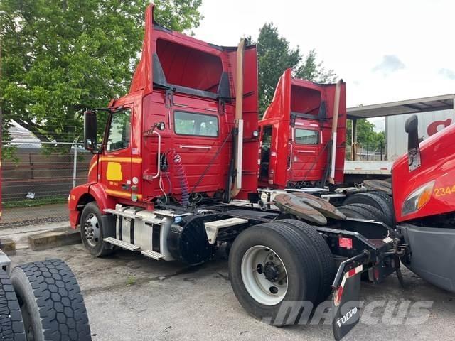 Volvo VNM Tractores (camiões)