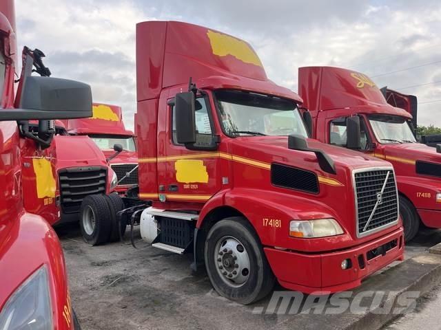 Volvo VNM Tractores (camiões)