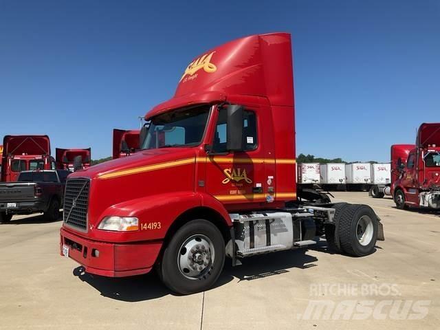 Volvo VNM Tractores (camiões)