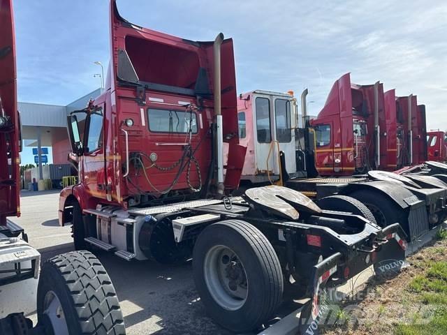Volvo VNM Tractores (camiões)