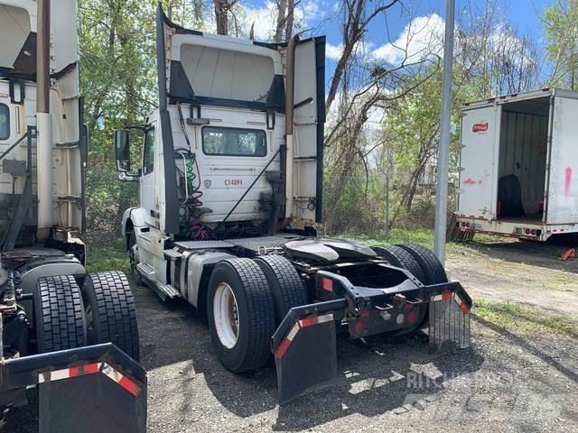 Volvo VNM Tractores (camiões)
