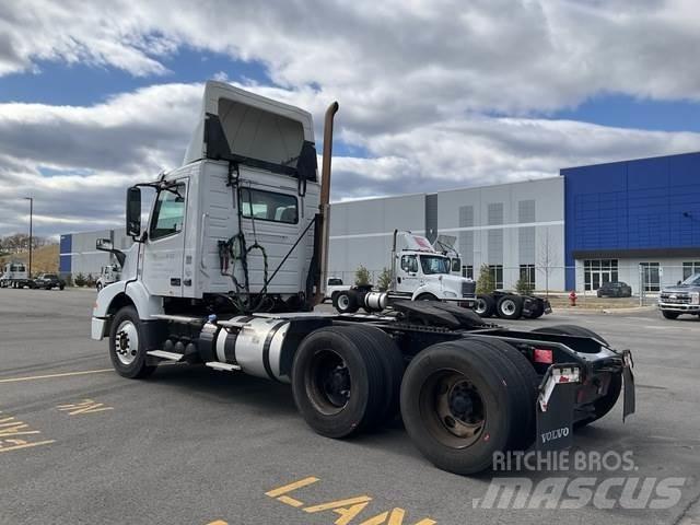 Volvo VNM Tractores (camiões)