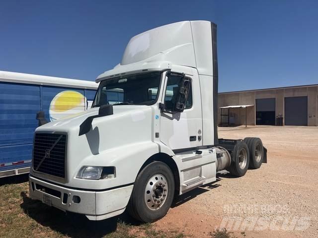 Volvo VNM Tractores (camiões)