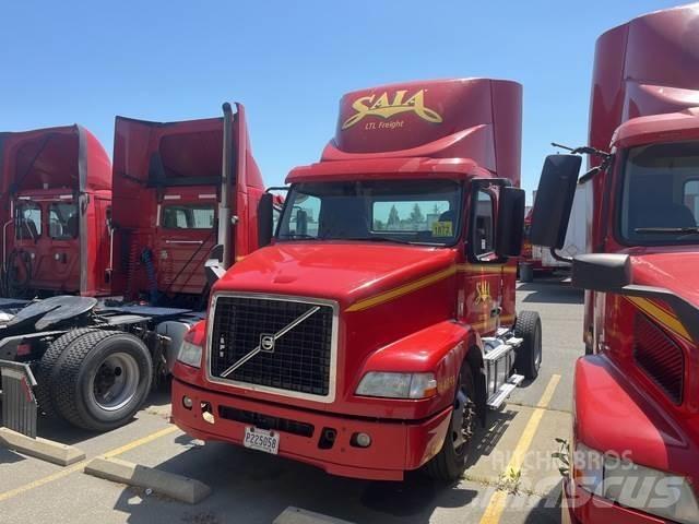 Volvo VNM Tractores (camiões)