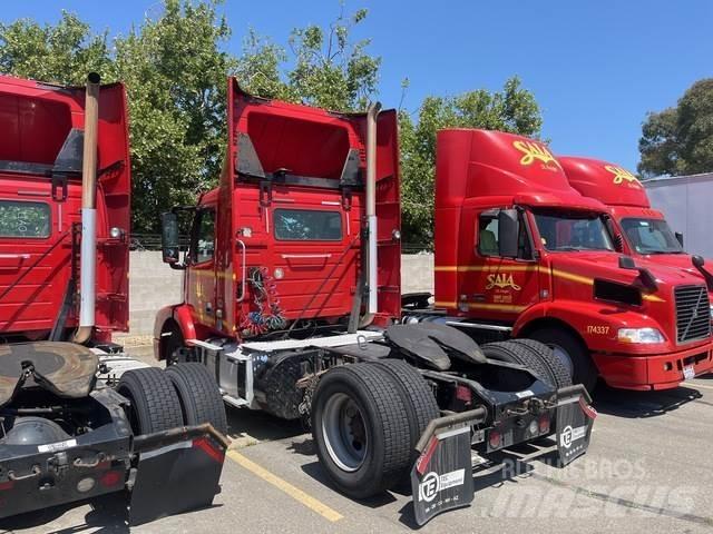 Volvo VNM Tractores (camiões)