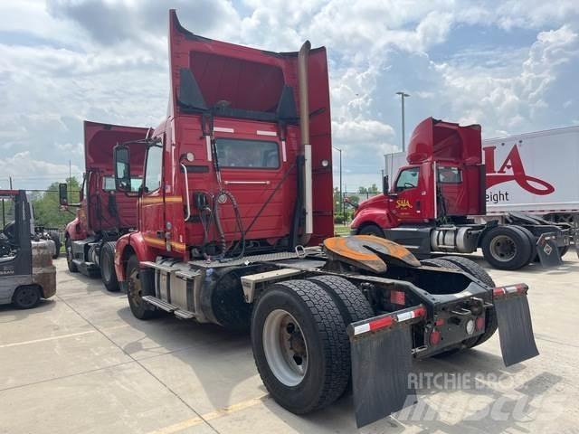 Volvo VNM Tractores (camiões)