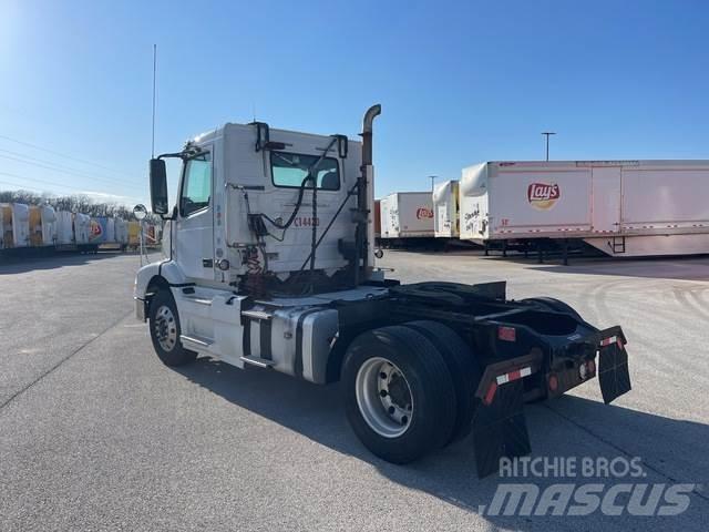 Volvo VNM Tractores (camiões)