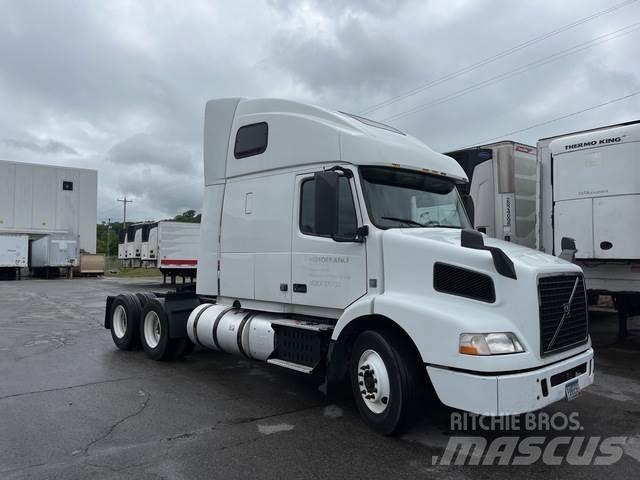 Volvo VNM Tractores (camiões)