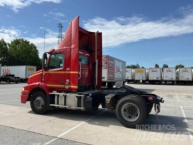 Volvo VNM Tractores (camiões)