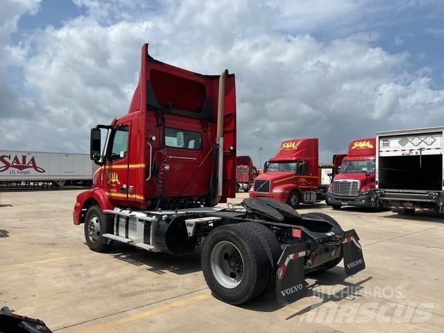Volvo VNM Tractores (camiões)