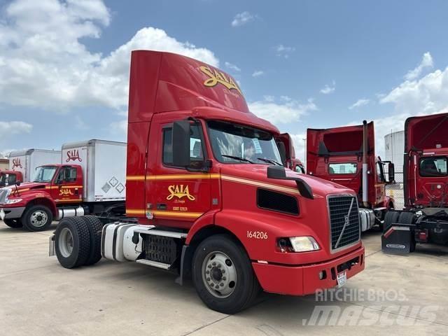 Volvo VNM Tractores (camiões)