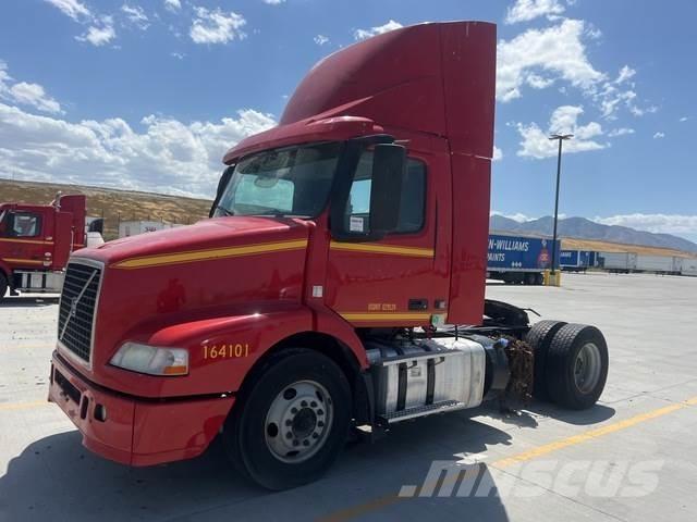 Volvo VNM Tractores (camiões)