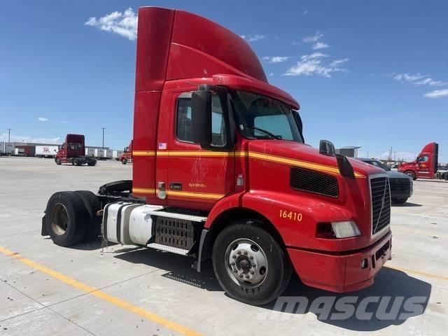 Volvo VNM Tractores (camiões)
