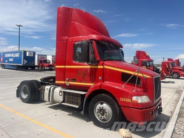 Volvo VNM Tractores (camiões)