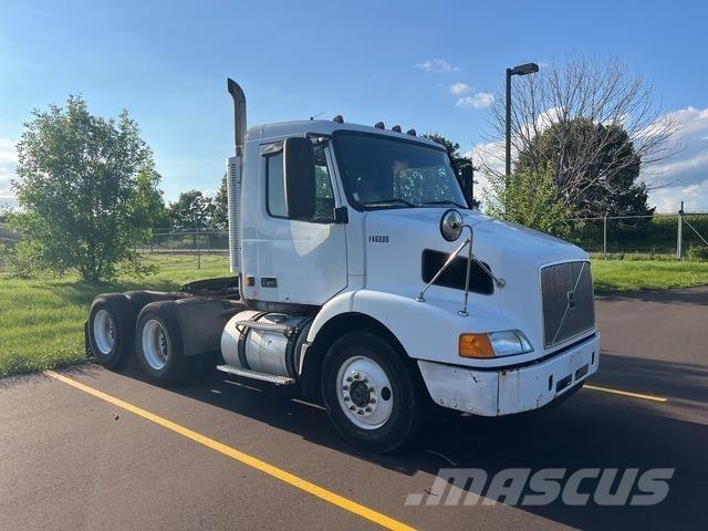 Volvo VNM Tractores (camiões)