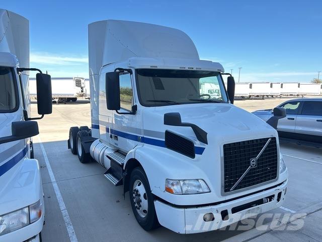 Volvo VNM Tractores (camiões)