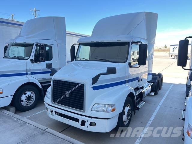Volvo VNM Tractores (camiões)