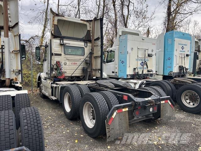 Volvo VNM Tractores (camiões)