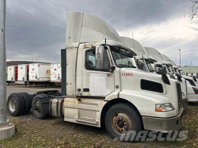 Volvo VNM Tractores (camiões)