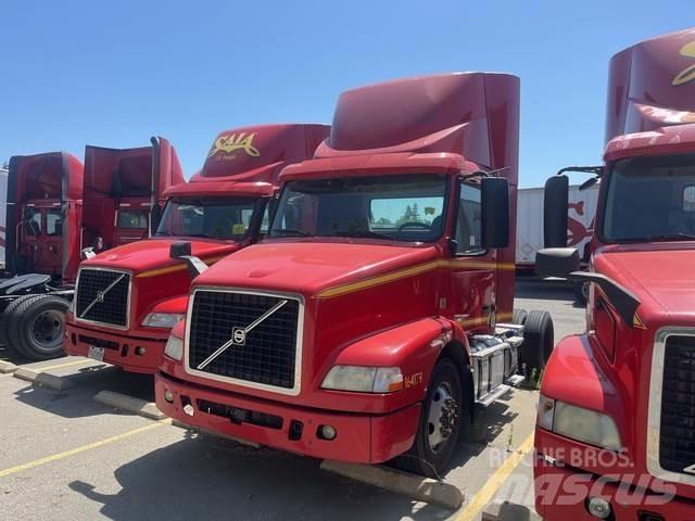 Volvo VNM42T Tractores (camiões)