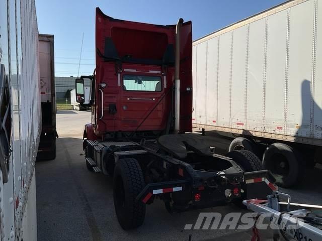 Volvo VNM42T Tractores (camiões)