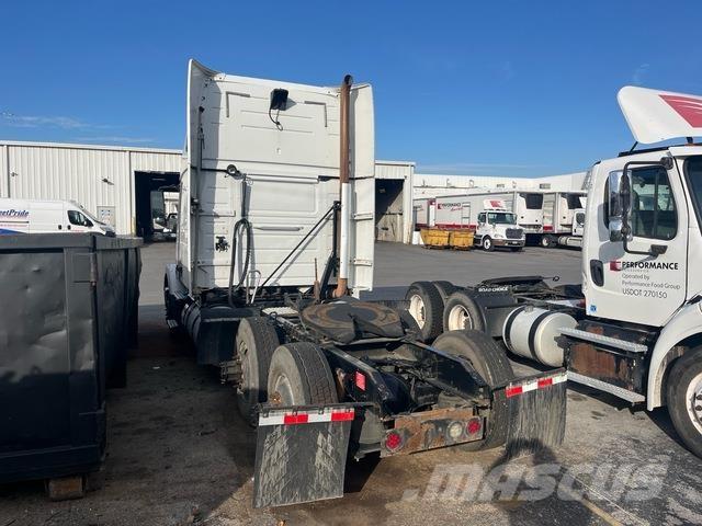 Volvo VNM64T Tractores (camiões)