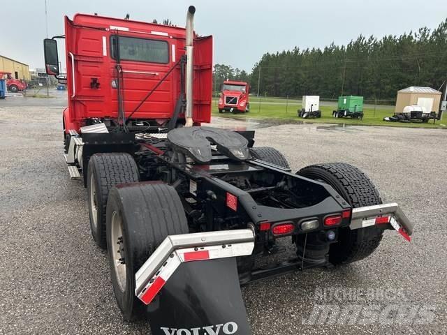Volvo VNR Tractores (camiões)