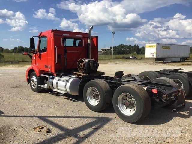 Volvo VNR Tractores (camiões)