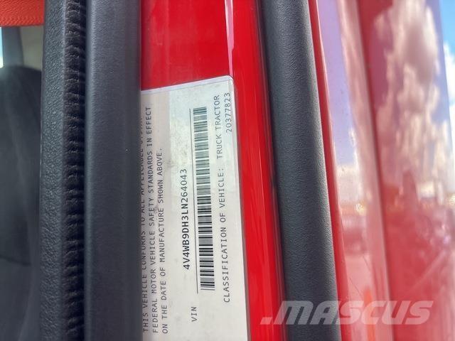 Volvo VNR Tractores (camiões)