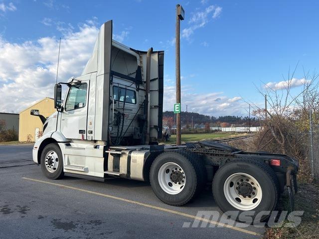 Volvo VNR Tractores (camiões)