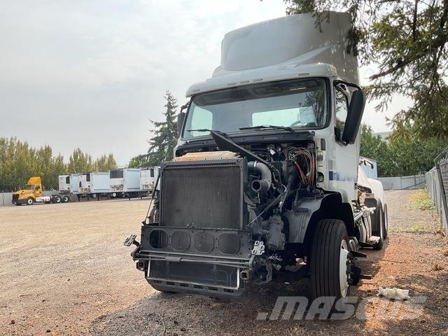 Volvo VNR64T Tractores (camiões)