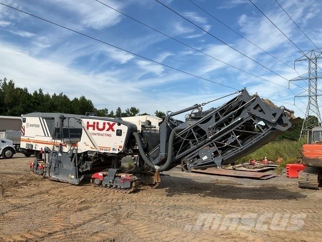 Wirtgen W220i Fresadoras de asfalto