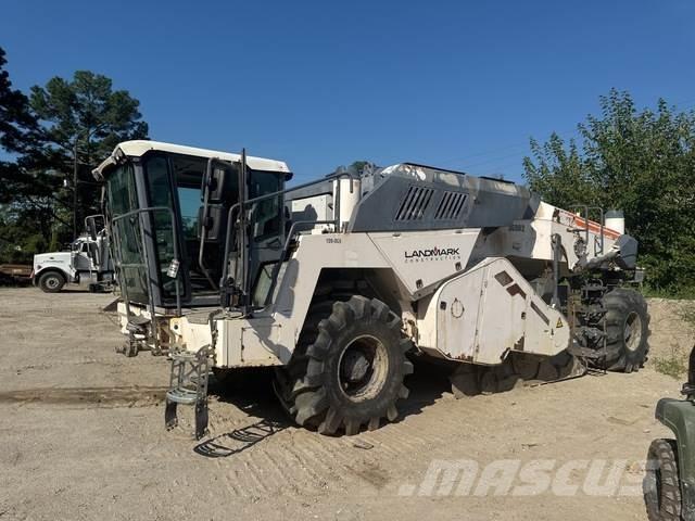 Wirtgen WR240i Compactadores para terra