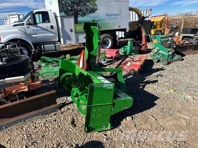 Woods SB74C Lançadores de neve