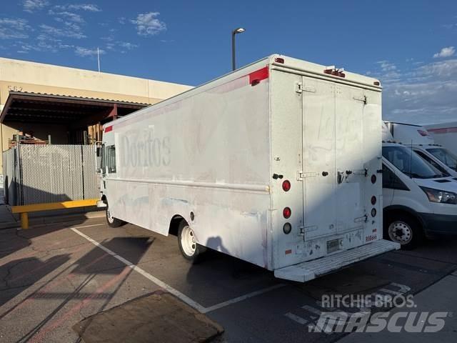 Workhorse P42 Caixa fechada