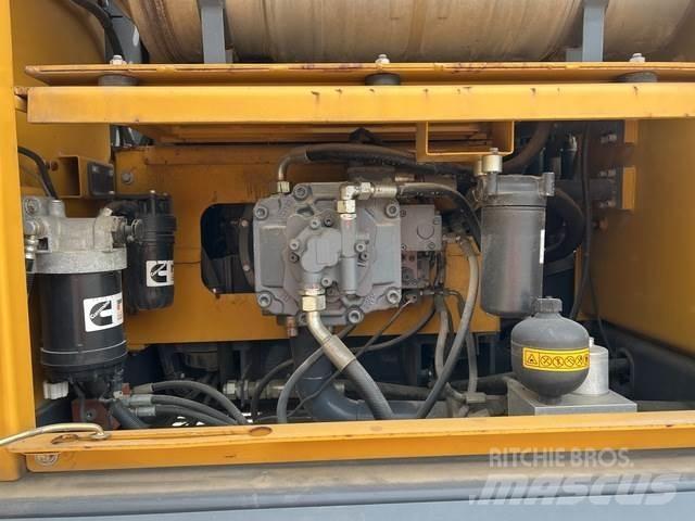 XCMG XE210U Escavadoras de rastos