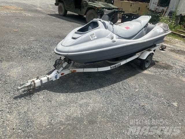 Yamaha  Batelões / barcaças e pontões