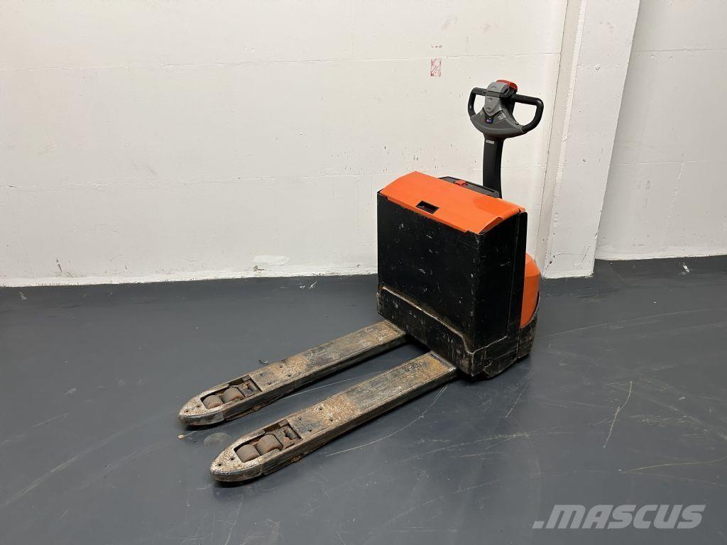 BT LWE200 - Lithium Ion Porta palettes