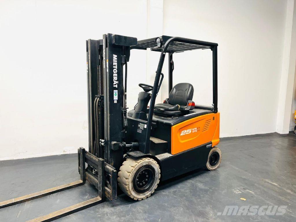 Doosan B25X-7 Plus Empilhadores eléctricos