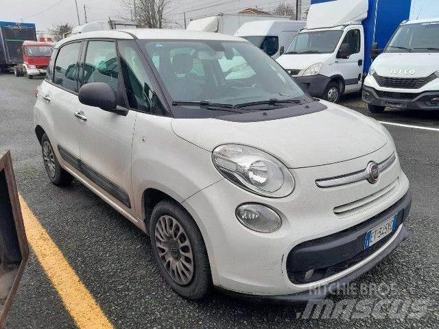 Fiat 500L Caixa fechada